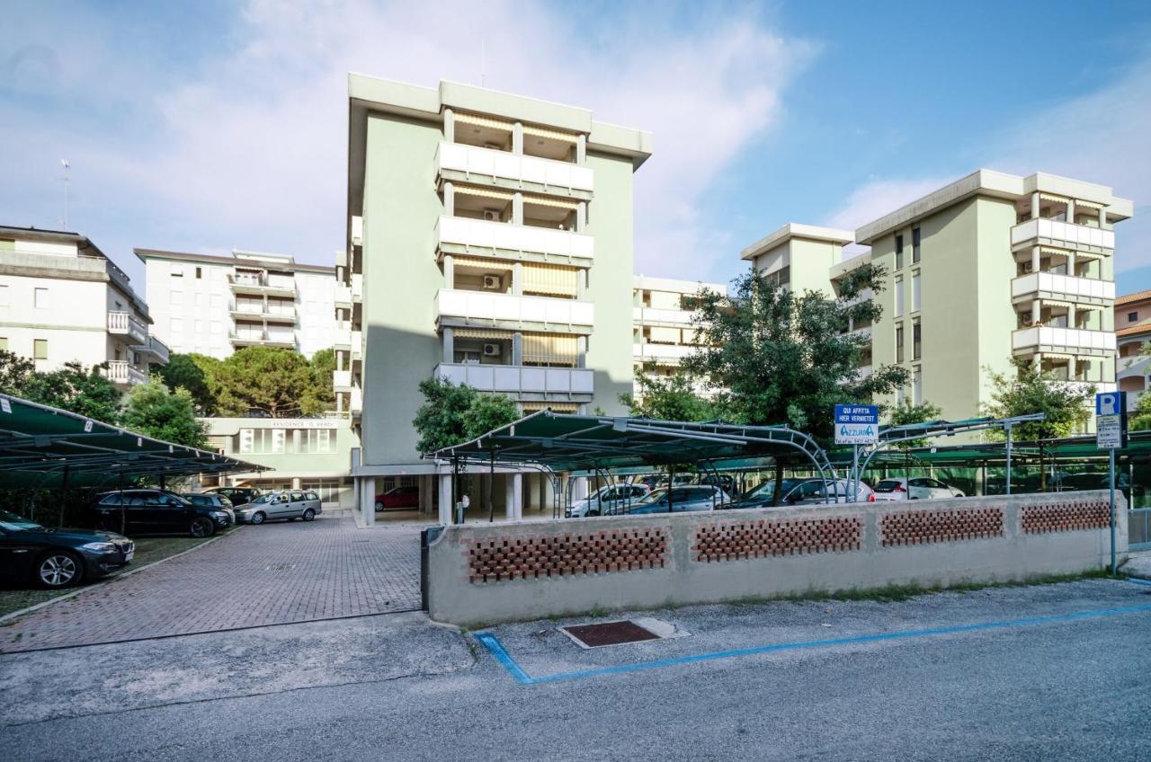 Residence G. Verdi Bibione Bagian luar foto